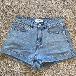 Pacsun Mom Short Size 24